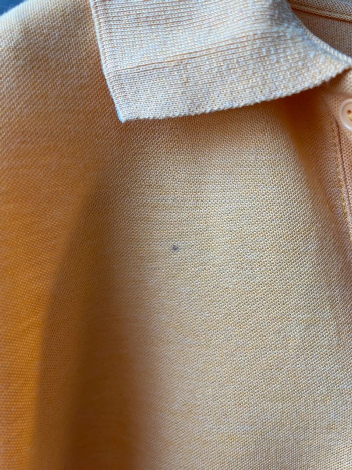 Polo jaune taille M très bon état - photo numéro 3