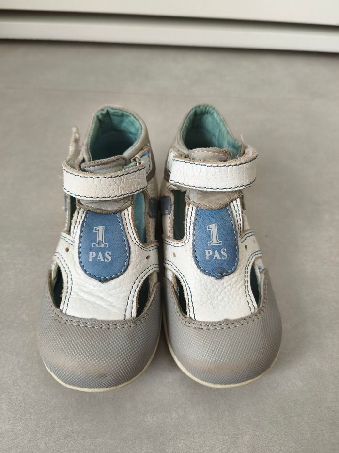 Lot 3 chaussures bébé - photo numéro 5