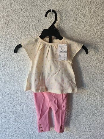 ensemble tee-shirt et legging Kiabi