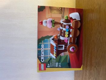 Lego Série célébrations : le train en pain d’épice décoratif (40777)