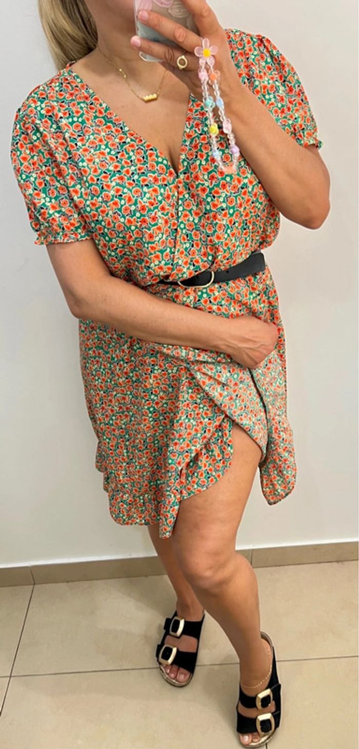 🧡Robe fleurie fluide Taille L - photo numéro 5