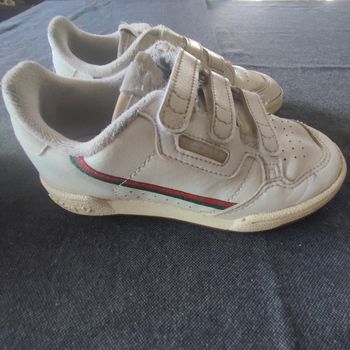 Basket adidas continentale taille 27