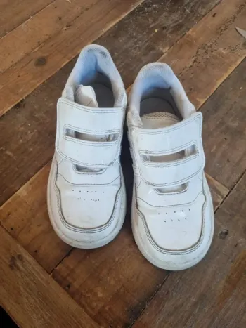 Basket adidas