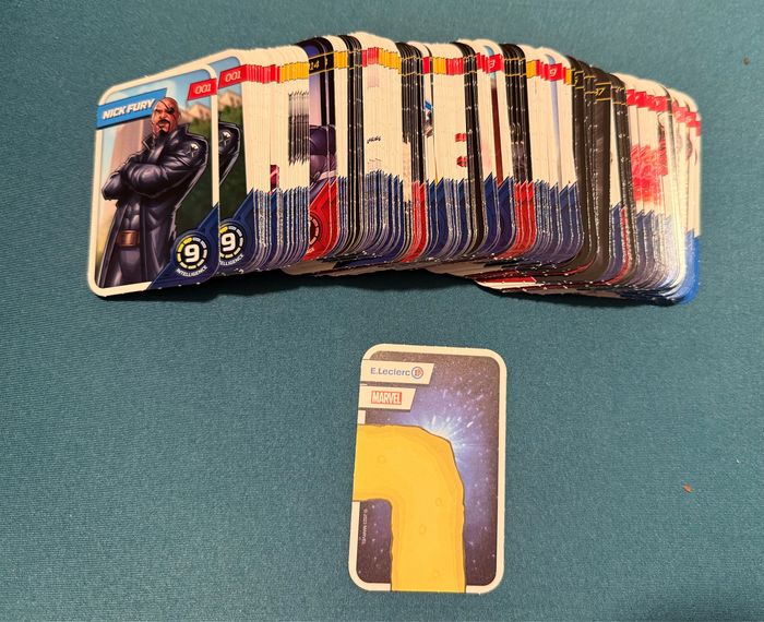 À donner - cartes Marvel 2023