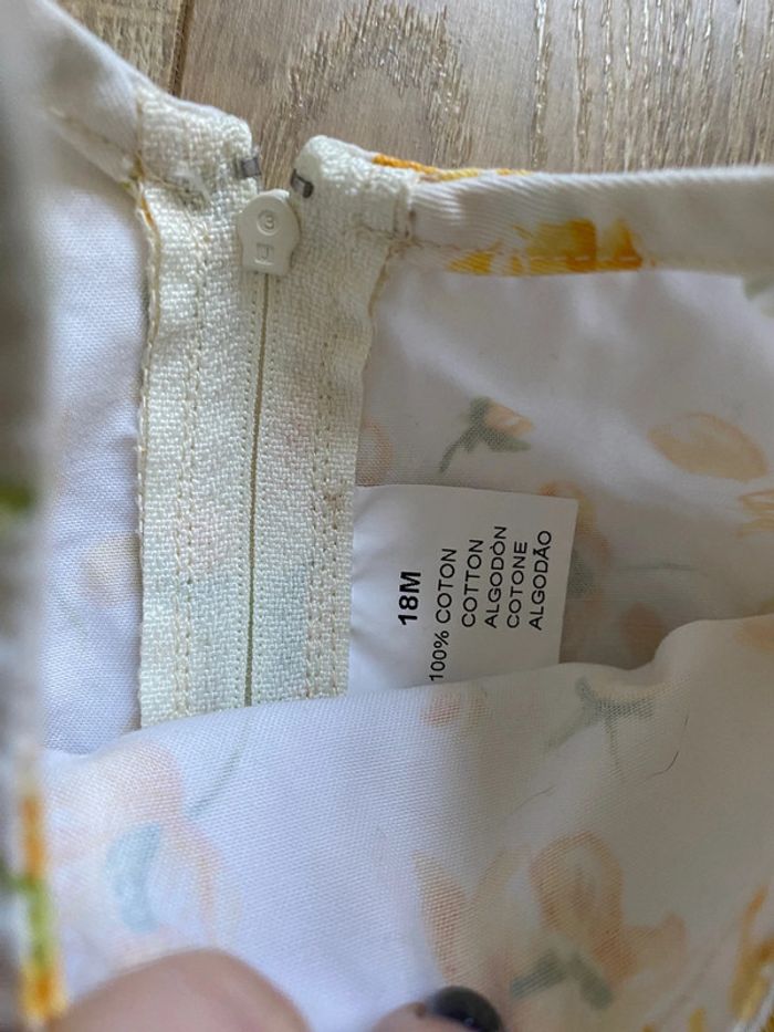 Robe vintage bébé fille avec fleurs - photo numéro 2