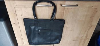 Sac à main femme noir neuf jamais utilisé