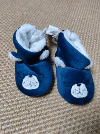 Chaussons fourrés ourson marine les essentiels de Bout'chou taille 20/21