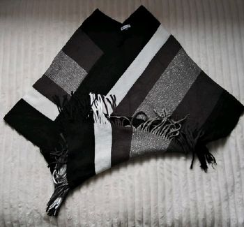 Poncho Gérard Pasquier TU