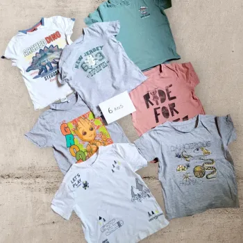 Lot t shirts 6 ans