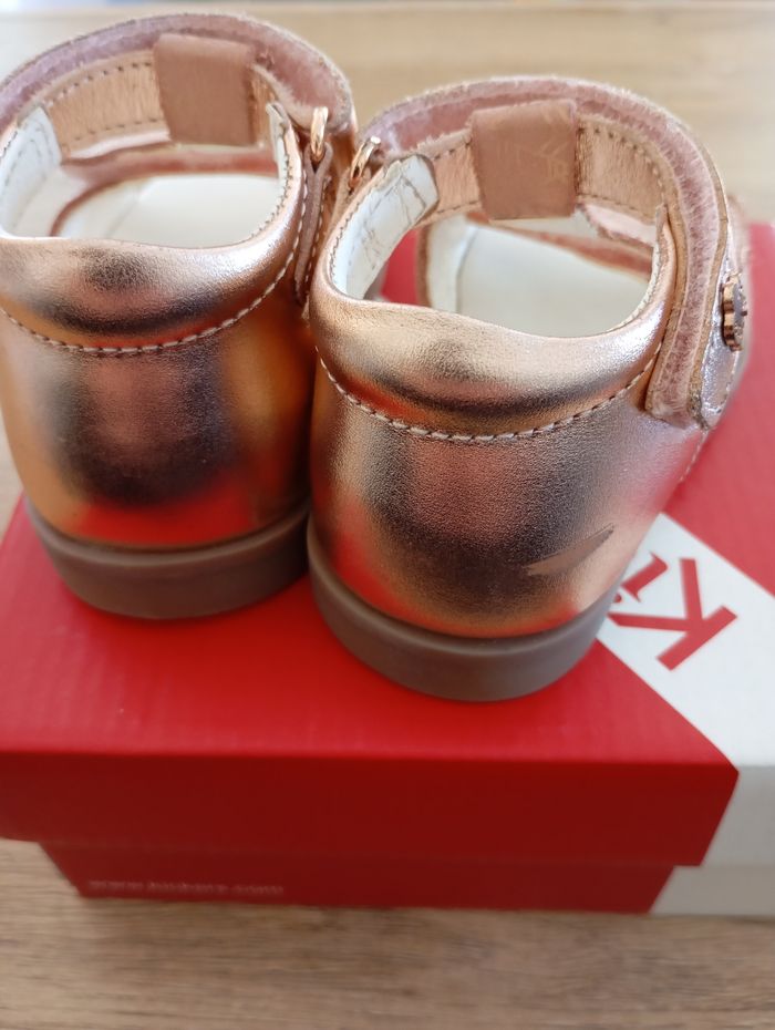 Kickers neuves pour fille en taille 20 - photo numéro 4