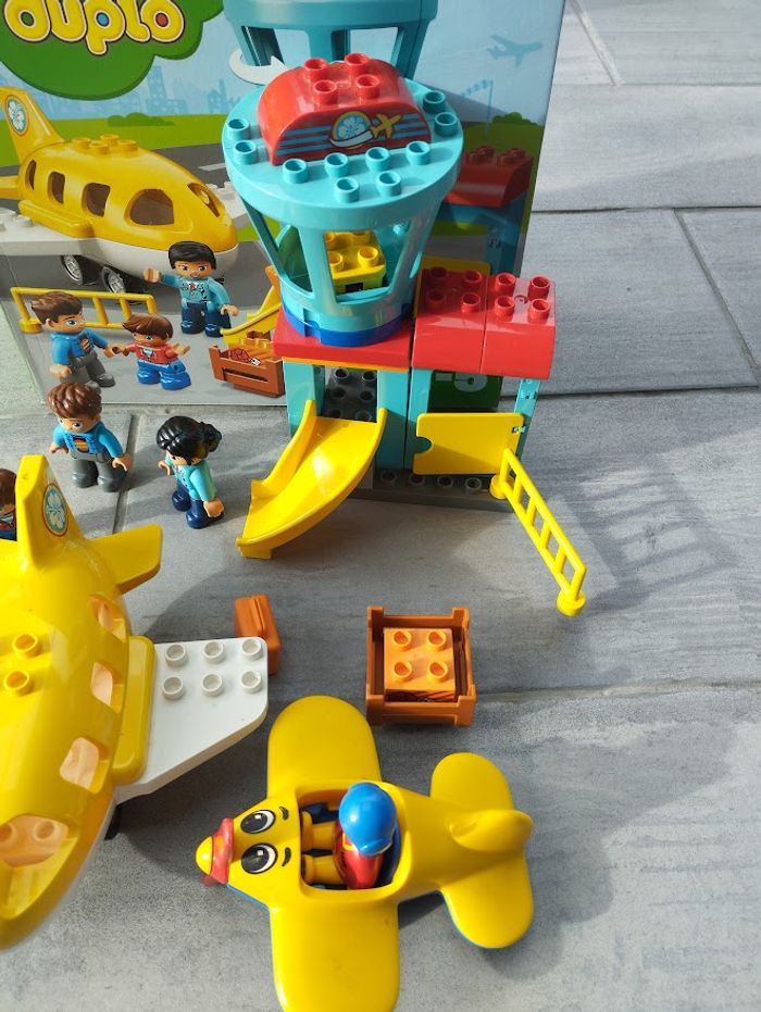 Lego Duplo 10871 Aéroport - photo numéro 3