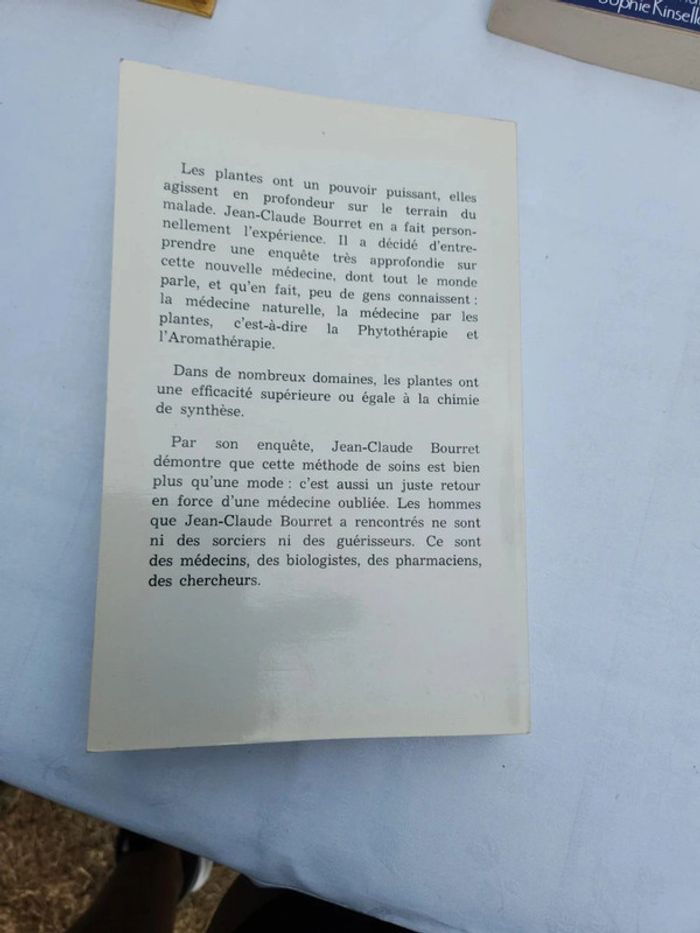 Livre 3 malades sur 4 peuvent être guéris par les plantes - JC Bourret - photo numéro 2