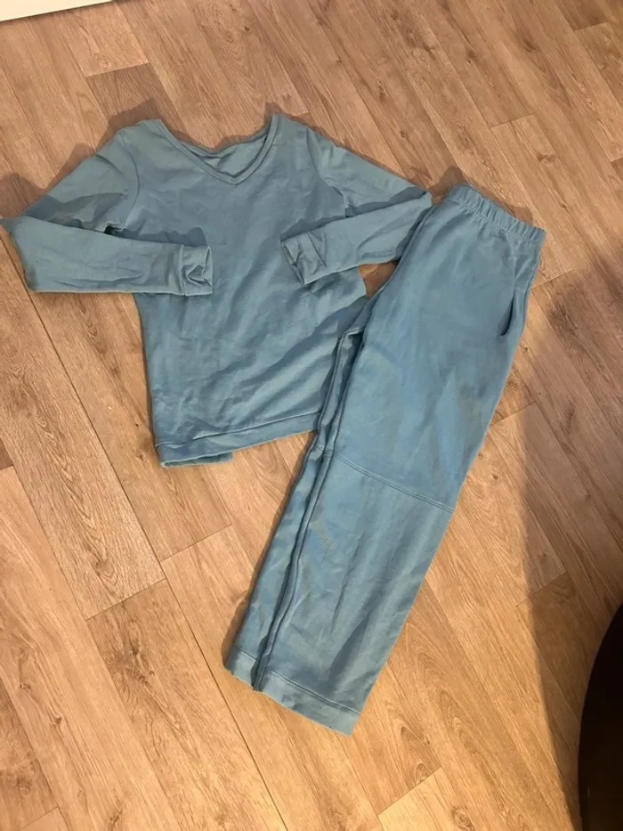 Emita churlaud ensemble, pantalon + Sweat bleu taille 36