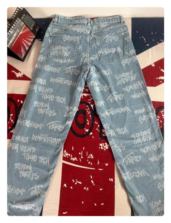 Pantalon Bershka bleu clair motif ville taille S - photo numéro 12