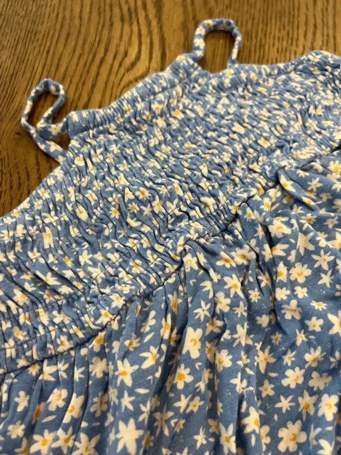 Robe d’été fleurie 3 ans - photo numéro 2