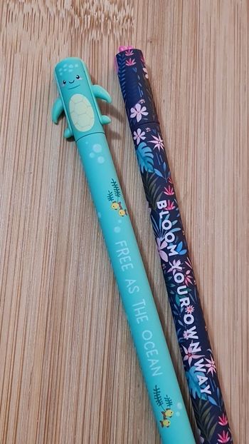 Legami Fleur 🌸+ Astronaute 🪐Logo Legami = 2 Stylos Effaçables Neufs