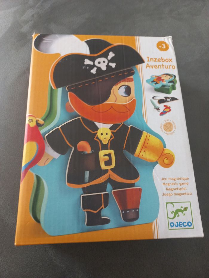 Inzebox pirates jeu magnétique djeco