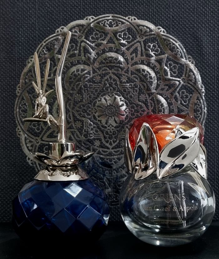 2 superbes flacons de parfum vides VAN CLEEF & ARPELS