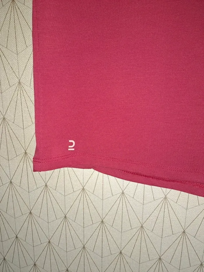 T-shirt fouganza cheval fushia S tbe - photo numéro 4