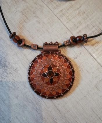 Médaillon collier ethnique bohème original