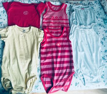 Lot de bodie ete manches courte 24-36mois
