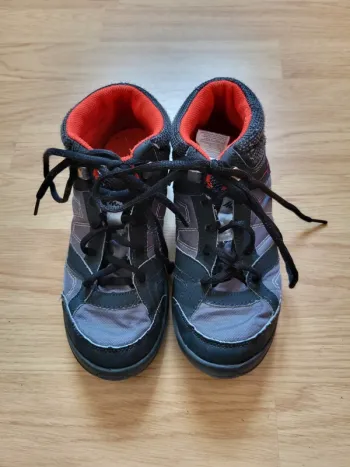 Chaussures de randonnée Quechua taille 35