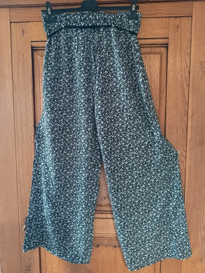 Pantalon fluide d'été imprimé noir et blanc - photo numéro 4