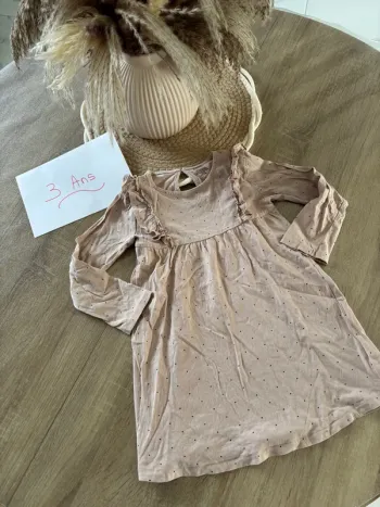 Robe taille 36 mois