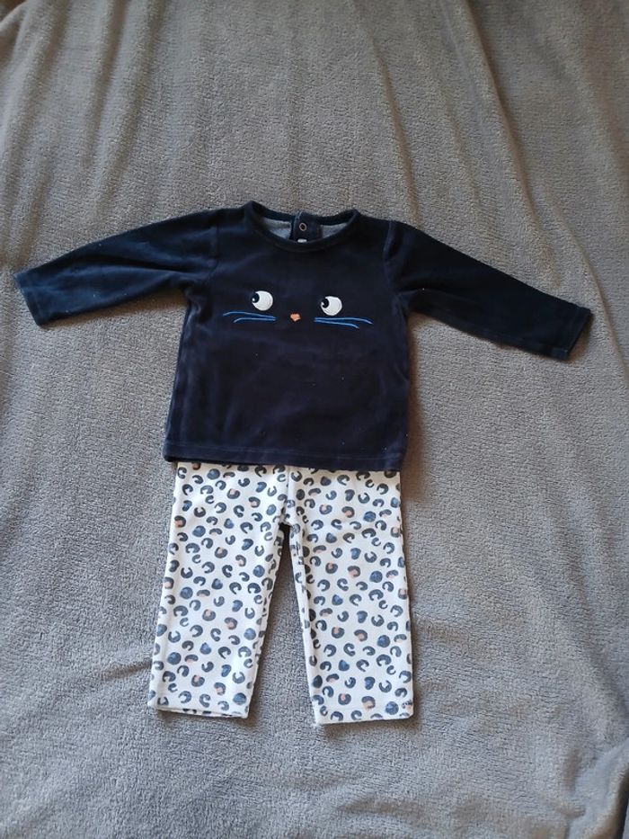 Pyjama velours 2 pieces 18 mois fille