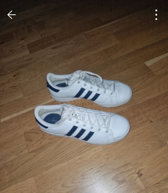 Tennis Adidas bande marine - photo numéro 2