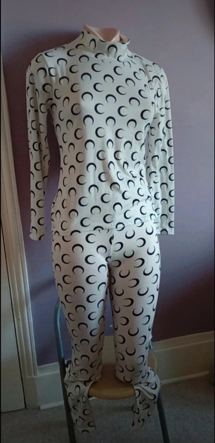 Magnifique ensemble blanc motif lune 🌙 noir - Taille M - photo numéro 2