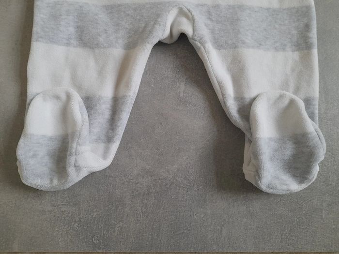 Pyjama Petit Bateau 6 mois - photo numéro 4