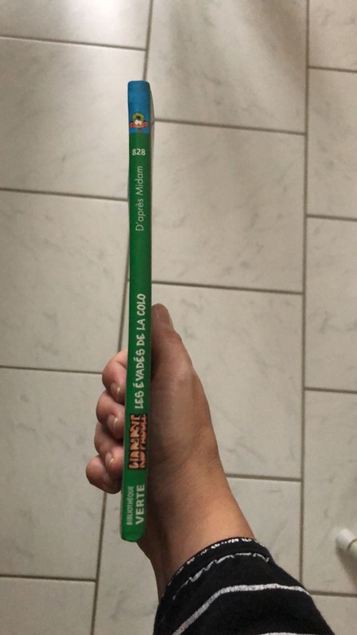 livre kid Paddle « Les évadés de la colo » - photo numéro 4