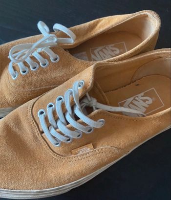 Vans couleur moutarde taille 38.5