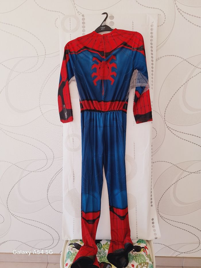 Déguisement Spiderman 6/7 ans Marvel Spiderman. - photo numéro 2