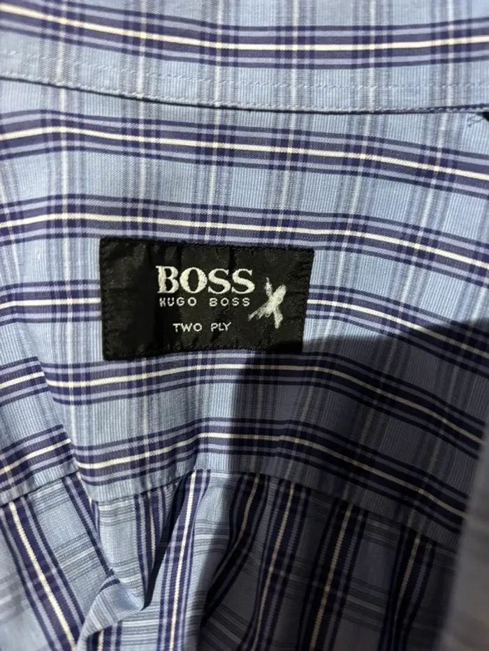 Chemise vintage Hugo Boss taille 44 en très bon état - photo numéro 5