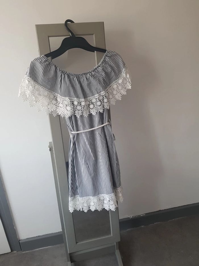 Robe à rayures - photo numéro 2