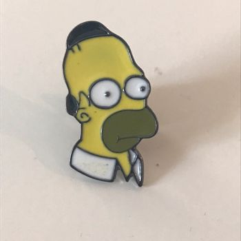 beau pins broche métallique