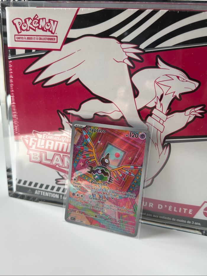 Carte Pokémon « Cryptero » 121/086 « Flamme blanche »