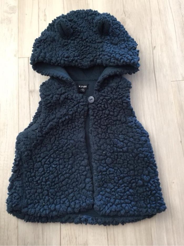 Gilets sans manche et tshirts 12 mois - photo numéro 8