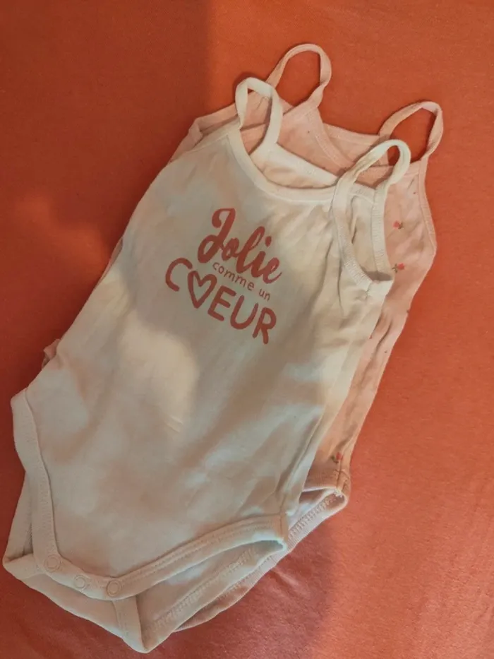 Lot de 3 bodys débardeurs - photo numéro 2