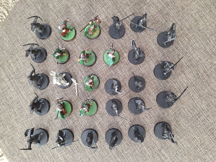 29 figurines Warhammer - photo numéro 3