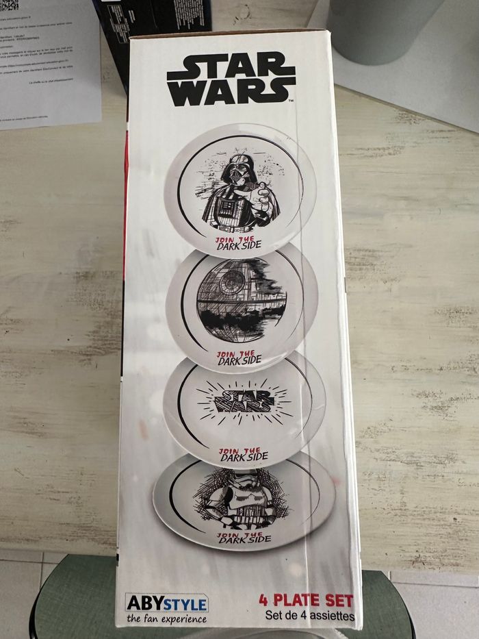 set de 4 assiettes en porcelaine - photo numéro 2