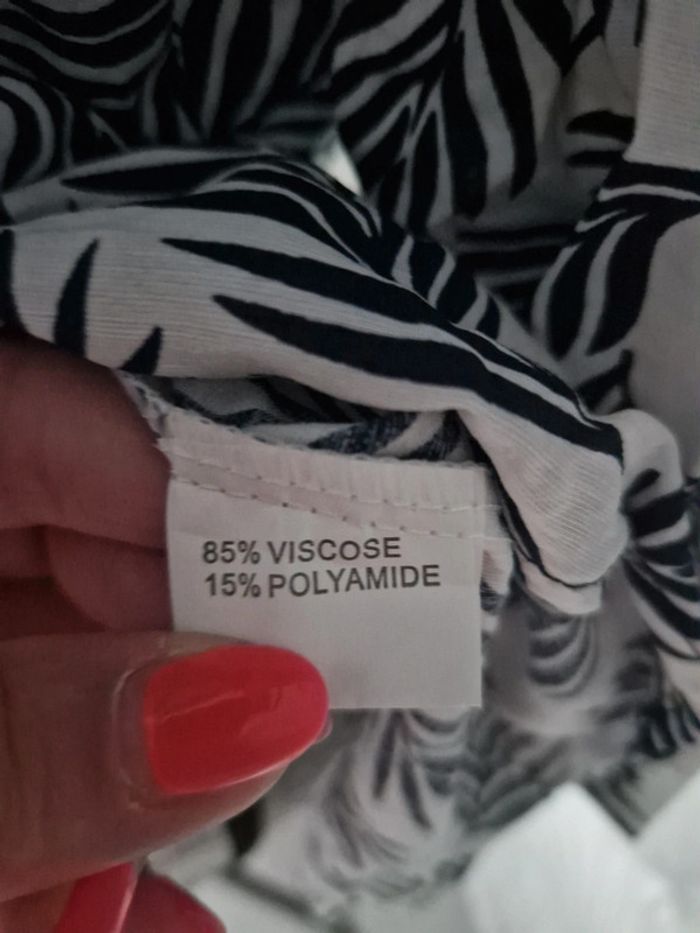 Jolie blouse motifs feuilles Christy taille 38 - photo numéro 6