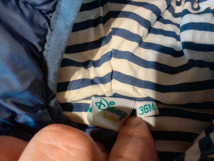 Doudoune veste Mickey taille 36 mois - photo numéro 4