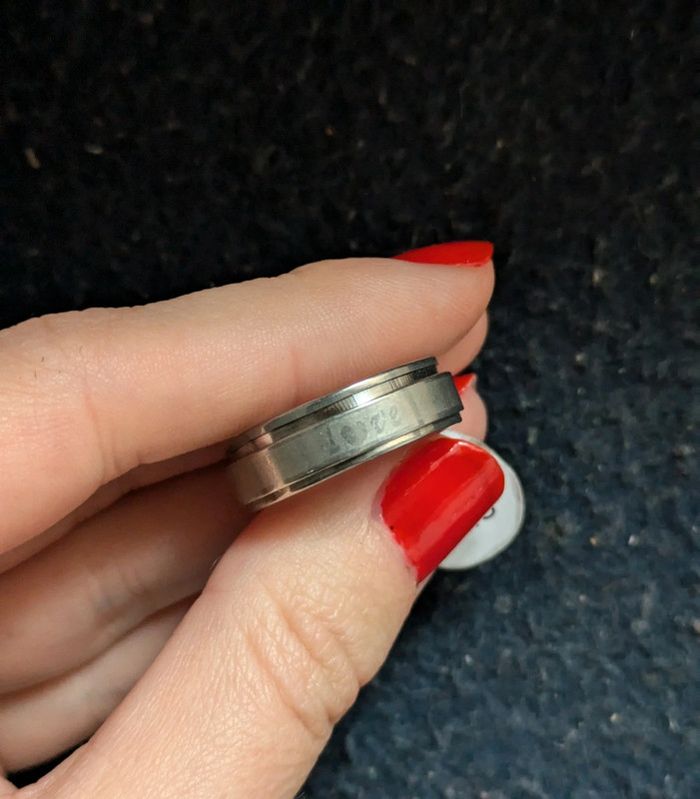 Bague en acier "love" - photo numéro 2