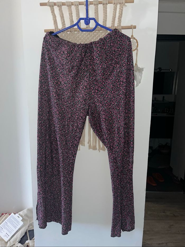 Pantalon fluide fleuri