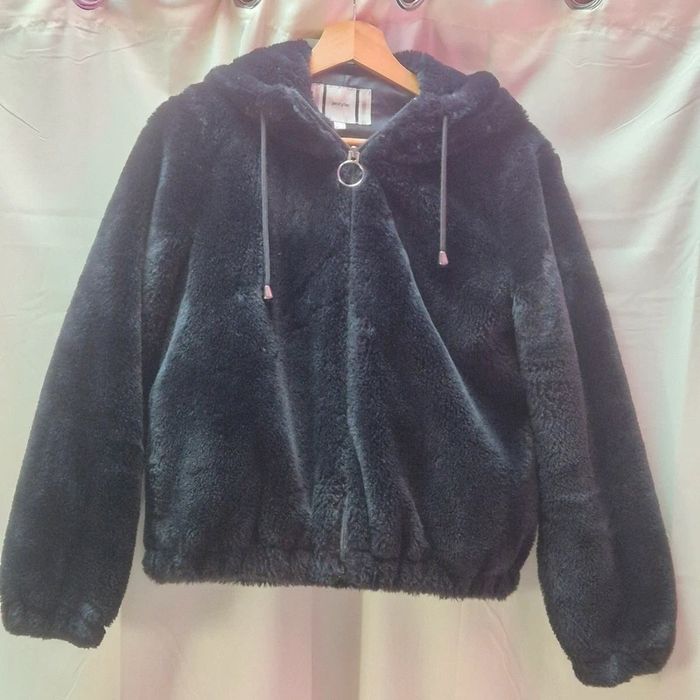 Manteau fausse fourrure - photo numéro 2