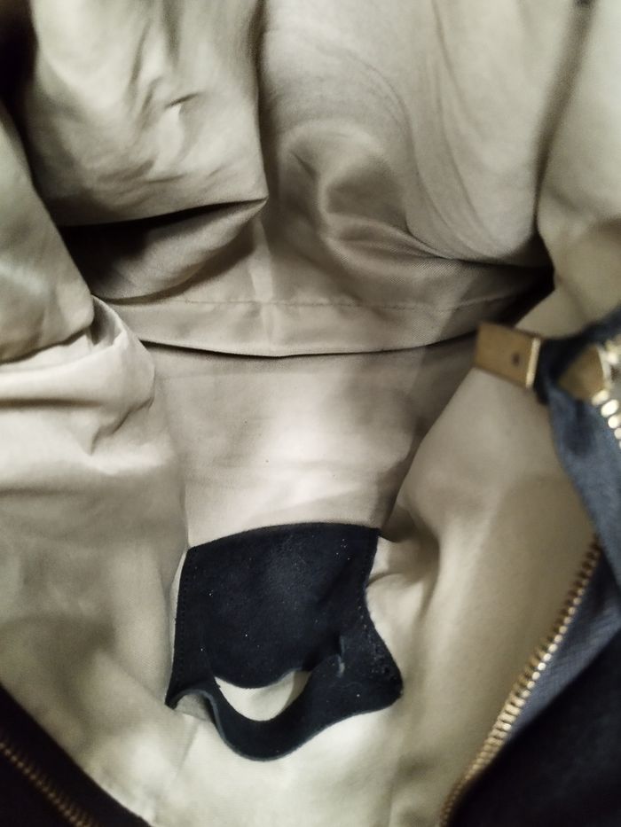 sac bandoulière en cuir noir de la marque BORSE IN PELLE, fabriqué en Italie. - photo numéro 6