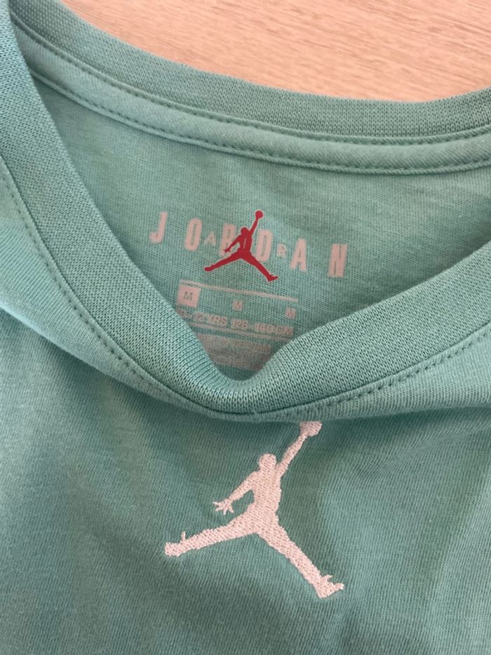 Tee shirt Jordan fille 10 ans - photo numéro 2